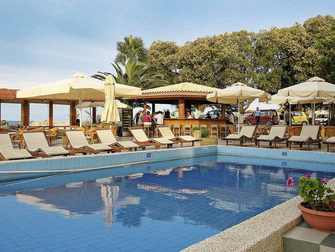 vakantie-naar-Kalyves Beach Hotel-mei 2024