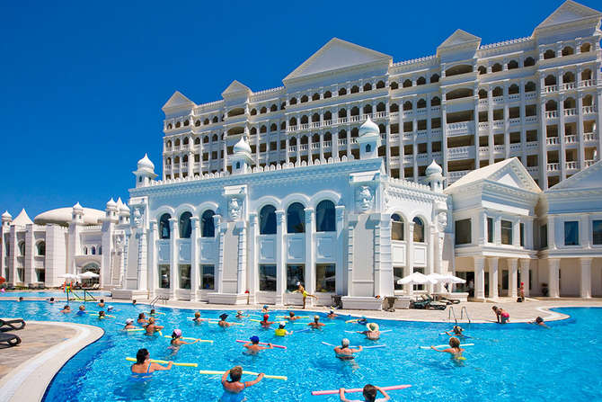vakantie-naar-Kamelya World Fulya Hotel-mei 2025