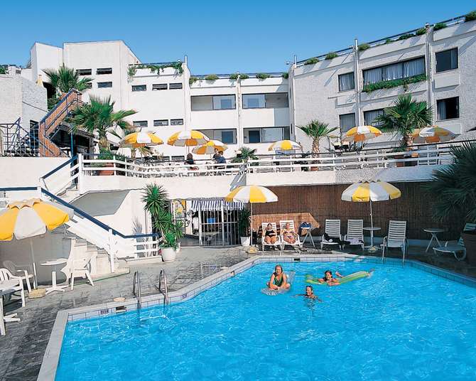 vakantie-naar-Kassavetis Appartementen-mei 2025