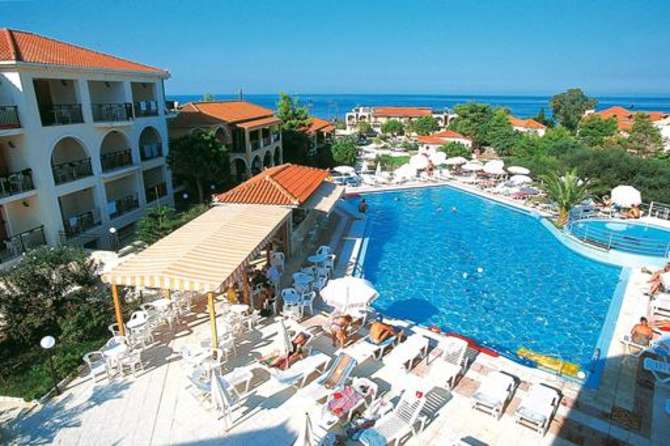 vakantie-naar-Katerina Palace Hotel-mei 2025