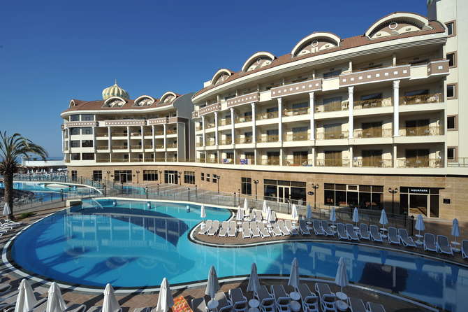 vakantie-naar-Kirman Hotels Belazur Resort Spa-maart 2024