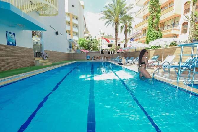 vakantie-naar-Kleopatra Blue Hawaii-mei 2025