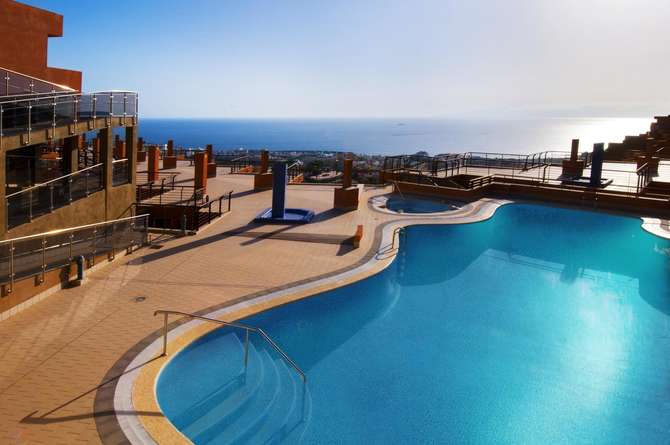 vakantie-naar-Kn Aparthotel Panoramica Heights-mei 2025