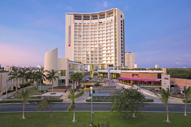 vakantie-naar-Krystal Urban Cancun Centro-april 2024