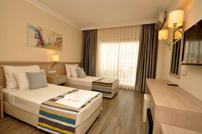 vakantie-naar-Lalila Blue Hotel-mei 2025