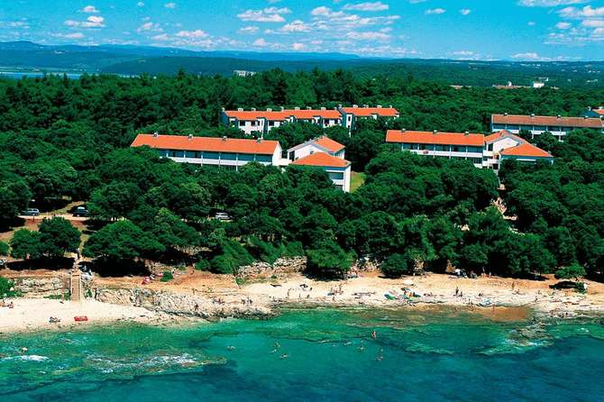 vakantie-naar-Lanterna Sunny Resort By Valamar-mei 2025