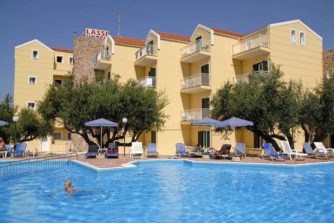 vakantie-naar-Lassi Hotel Appartementen-mei 2025