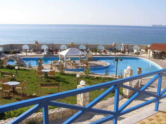 vakantie-naar-Lassion Golden Bay-mei 2025