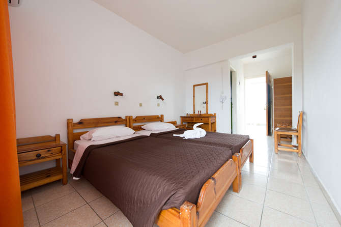 vakantie-naar-Laura Hotel-mei 2025