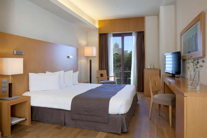 vakantie-naar-Lazart Hotel-mei 2025