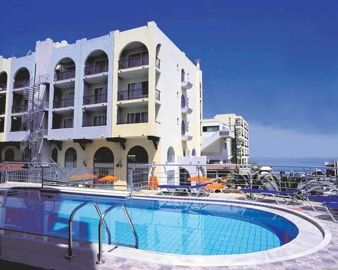 vakantie-naar-Lefkoniko Beach Hotel-mei 2025