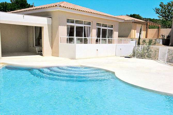 vakantie-naar-Les Bastides Des Chaumettes-mei 2025