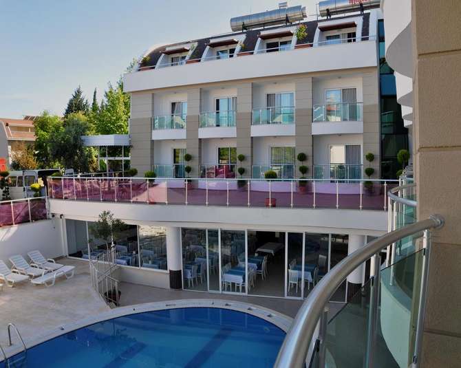 vakantie-naar-Life Elite Hotel-augustus 2025