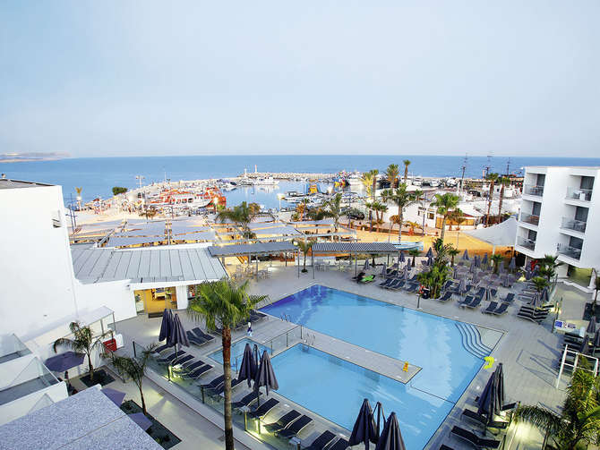 vakantie-naar-Limanaki Beach Hotel-mei 2025