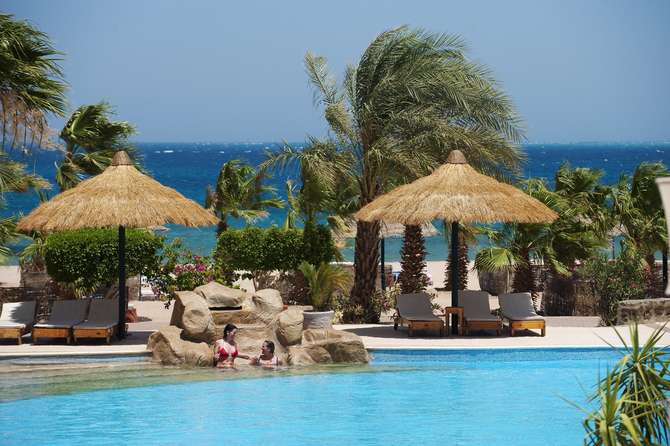 vakantie-naar-Lotus Bay Resort Abu Souma-mei 2025