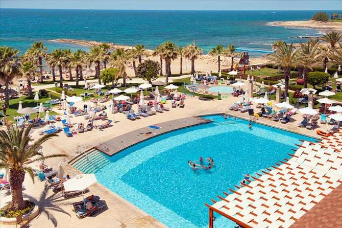 vakantie-naar-Louis Ledra Beach Hotel-april 2024