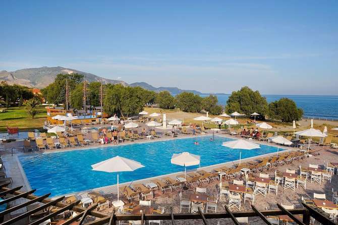 vakantie-naar-Louis Zante Beach-mei 2025