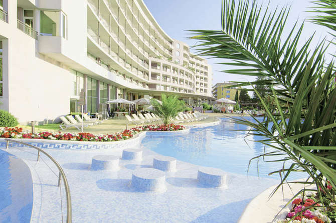 vakantie-naar-Lti Neptun Beach-mei 2025