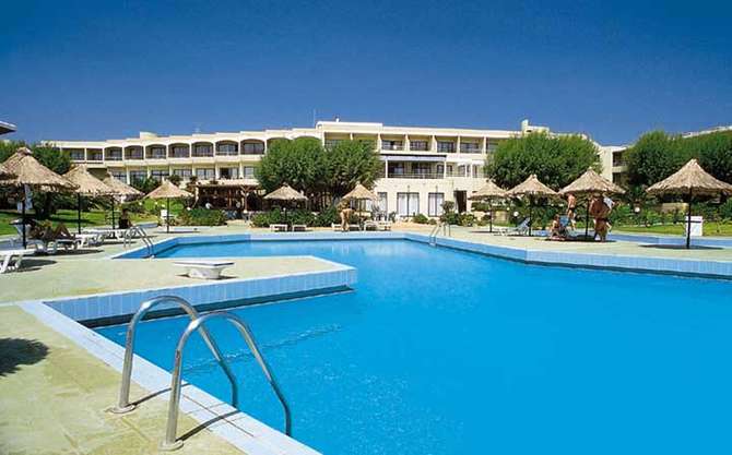 vakantie-naar-Lutania Beach Hotel-mei 2025