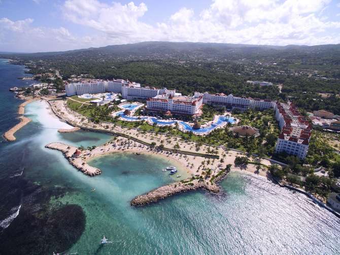 vakantie-naar-Luxury Bahia Principe Runaway Bay-juni 2025
