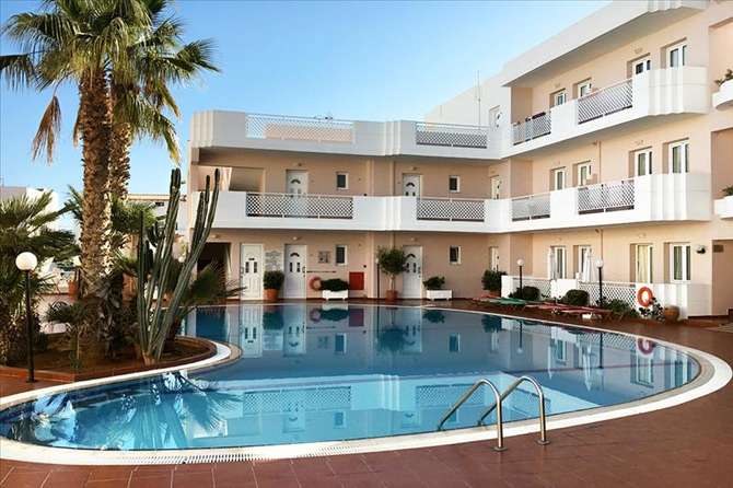 vakantie-naar-Magda Hotel-mei 2025