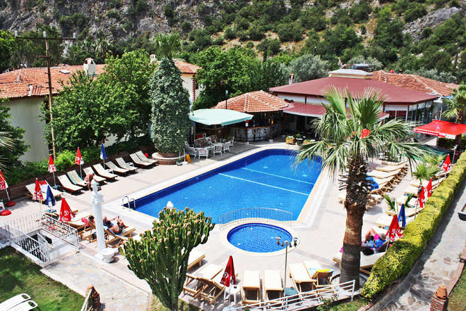 vakantie-naar-Majestic Hotel-mei 2025