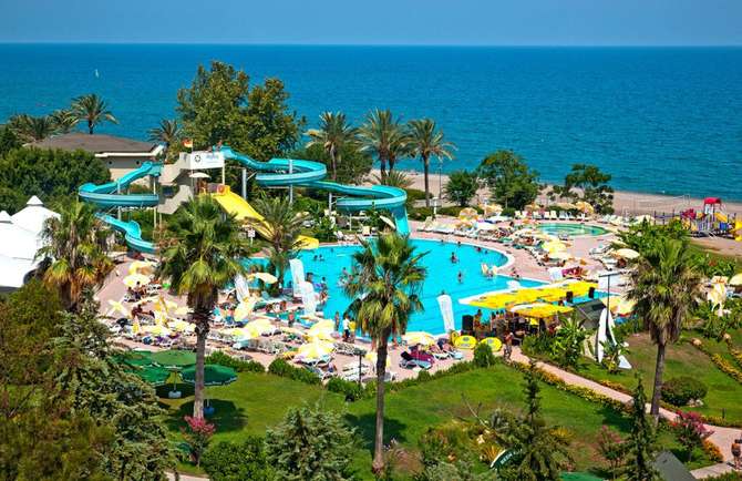 vakantie-naar-Majesty Mirage Park Resort-mei 2025