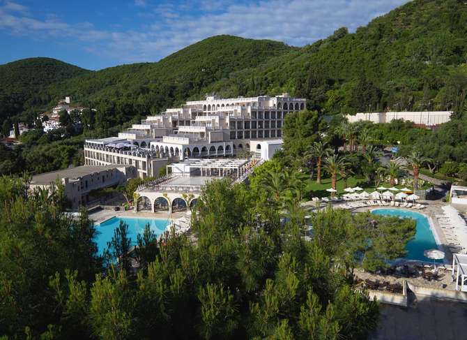 vakantie-naar-Marbella Beach Corfu-mei 2025