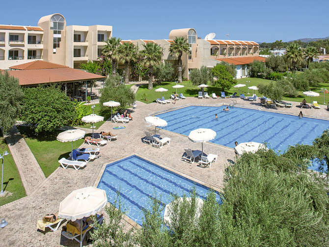 vakantie-naar-Marianna Palace Hotel-mei 2025
