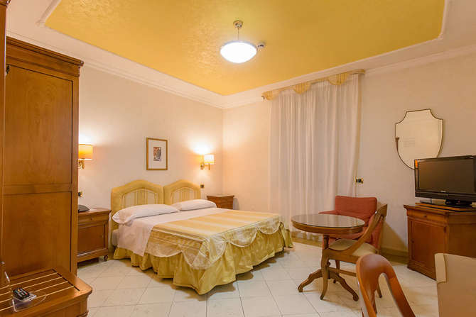 vakantie-naar-Mariano Iv Palace Hotel-juni 2025