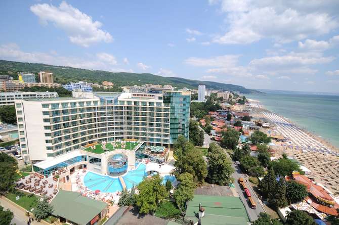 vakantie-naar-Marina Grand Beach Hotel-mei 2025