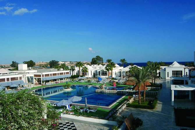 vakantie-naar-Maritim Jolie Ville Resort Casino-april 2024