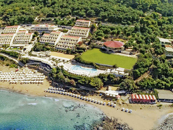 vakantie-naar-Mayor Pelekas Monastery-mei 2025