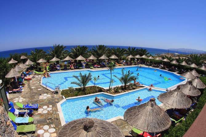 vakantie-naar-Mediterraneo Hotel-mei 2025