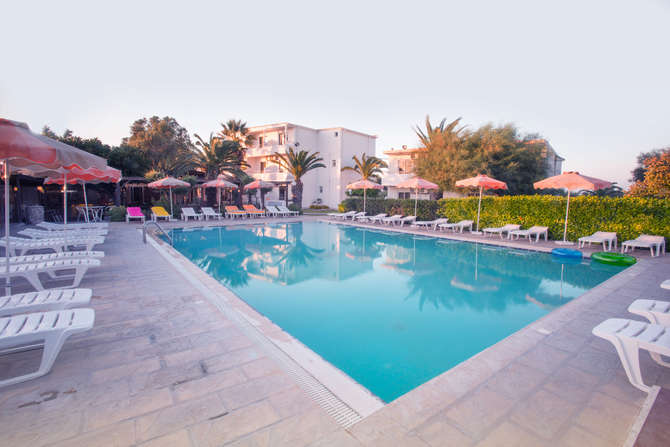 vakantie-naar-Meliton Hotel-mei 2025