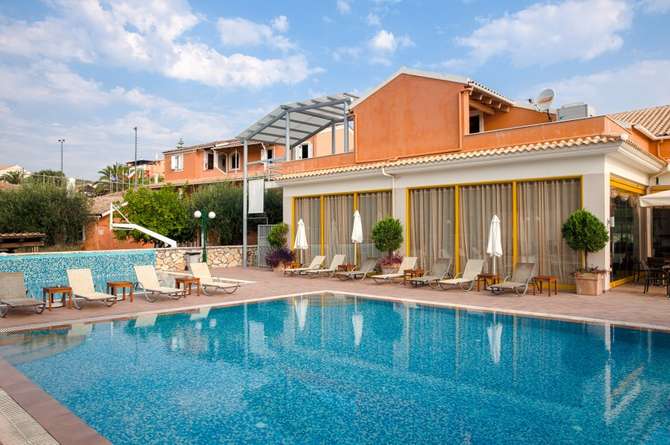vakantie-naar-Memento Kassiopi Resort-mei 2025