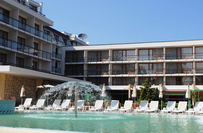 vakantie-naar-Mercury Hotel-mei 2025