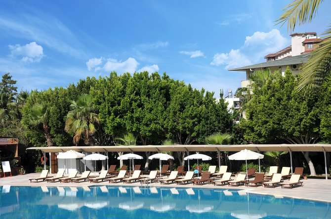 vakantie-naar-Meridia Beach Hotel-mei 2024