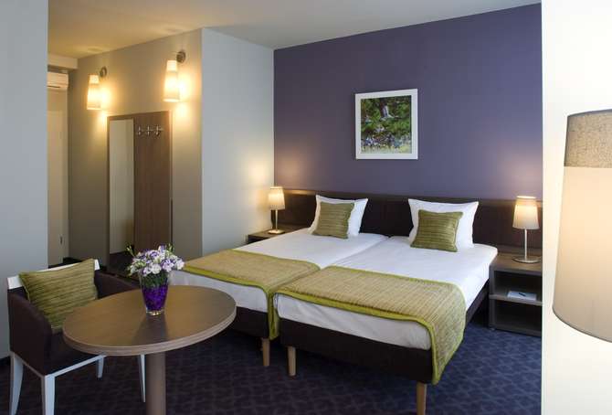 vakantie-naar-Metropol Hotel-mei 2025
