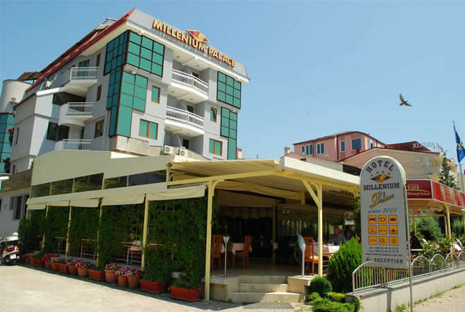 vakantie-naar-Millenium Palace Hotel-mei 2025