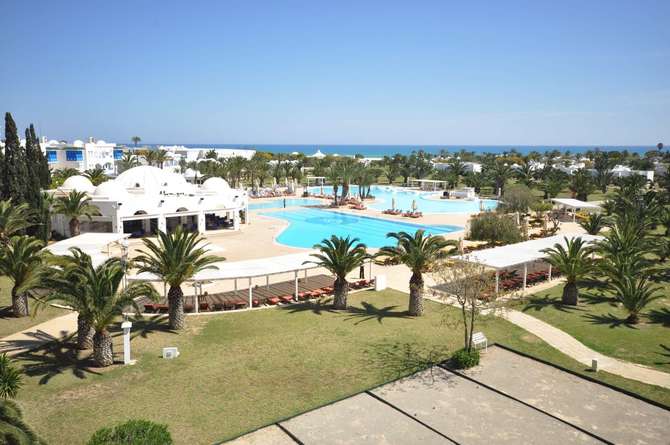 vakantie-naar-Mirage Beach Club-maart 2024