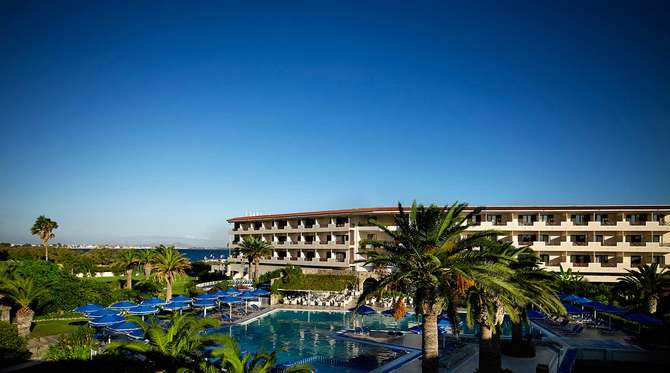 vakantie-naar-Mitsis Ramira Beach Hotel-april 2024