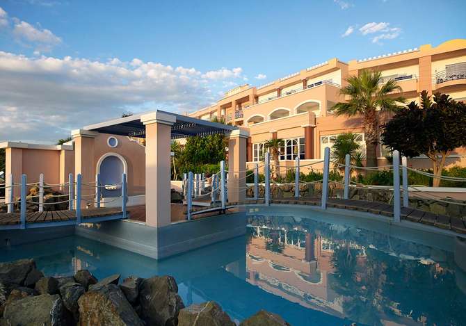 vakantie-naar-Mitsis Rodos Village Beach Hotel-mei 2025