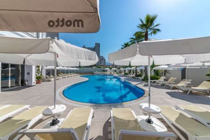 vakantie-naar-Motto Premium Hotel-mei 2024