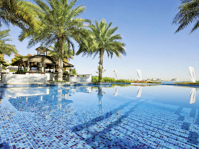 vakantie-naar-Movenpick Hotel Jumeirah Lakes Towers-mei 2023