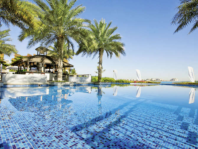 vakantie-naar-Movenpick Hotel Jumeirah Lakes Towers-mei 2024