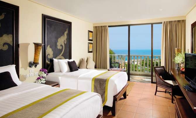 vakantie-naar-Movenpick Resort Spa Karon Beach Phuket-april 2024