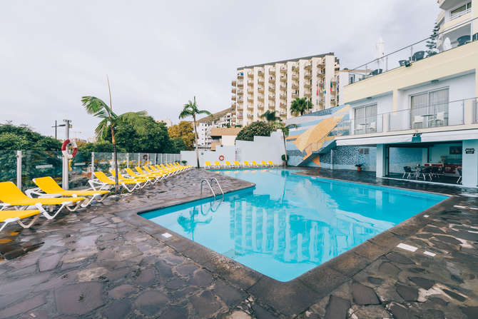 vakantie-naar-Muthu Raga Madeira Hotel-mei 2025