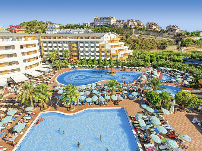 vakantie-naar-My Home Resort Hotel-april 2024