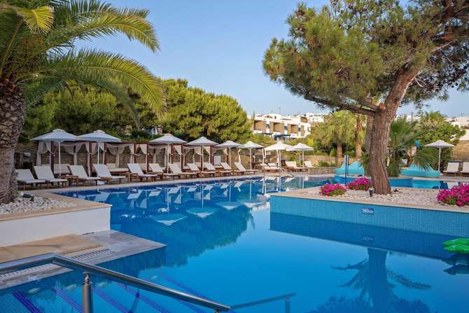 vakantie-naar-Mykonos Theoxenia Boutique Hotel-mei 2025